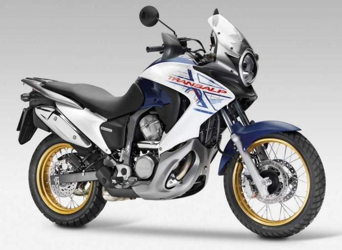 what is 700cc bike